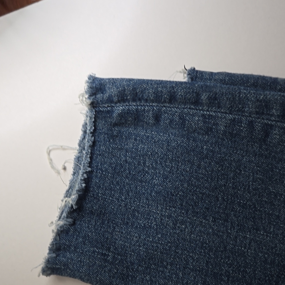 1 Preloved Hudson Jeans size 29 - Picture 2 of 8